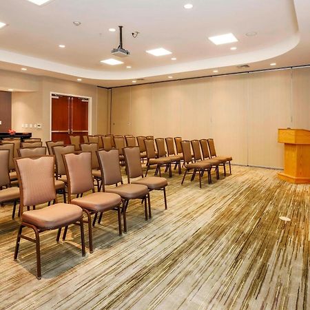 Courtyard By Marriott Dallas Arlington South Экстерьер фото