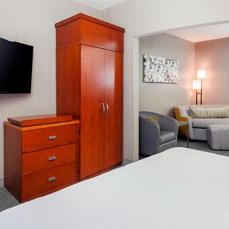 Courtyard By Marriott Dallas Arlington South Экстерьер фото
