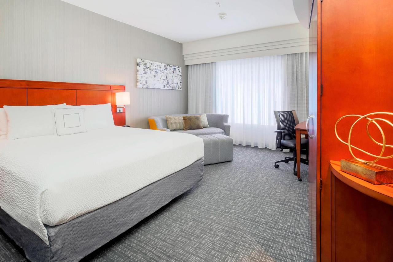 Courtyard By Marriott Dallas Arlington South Экстерьер фото