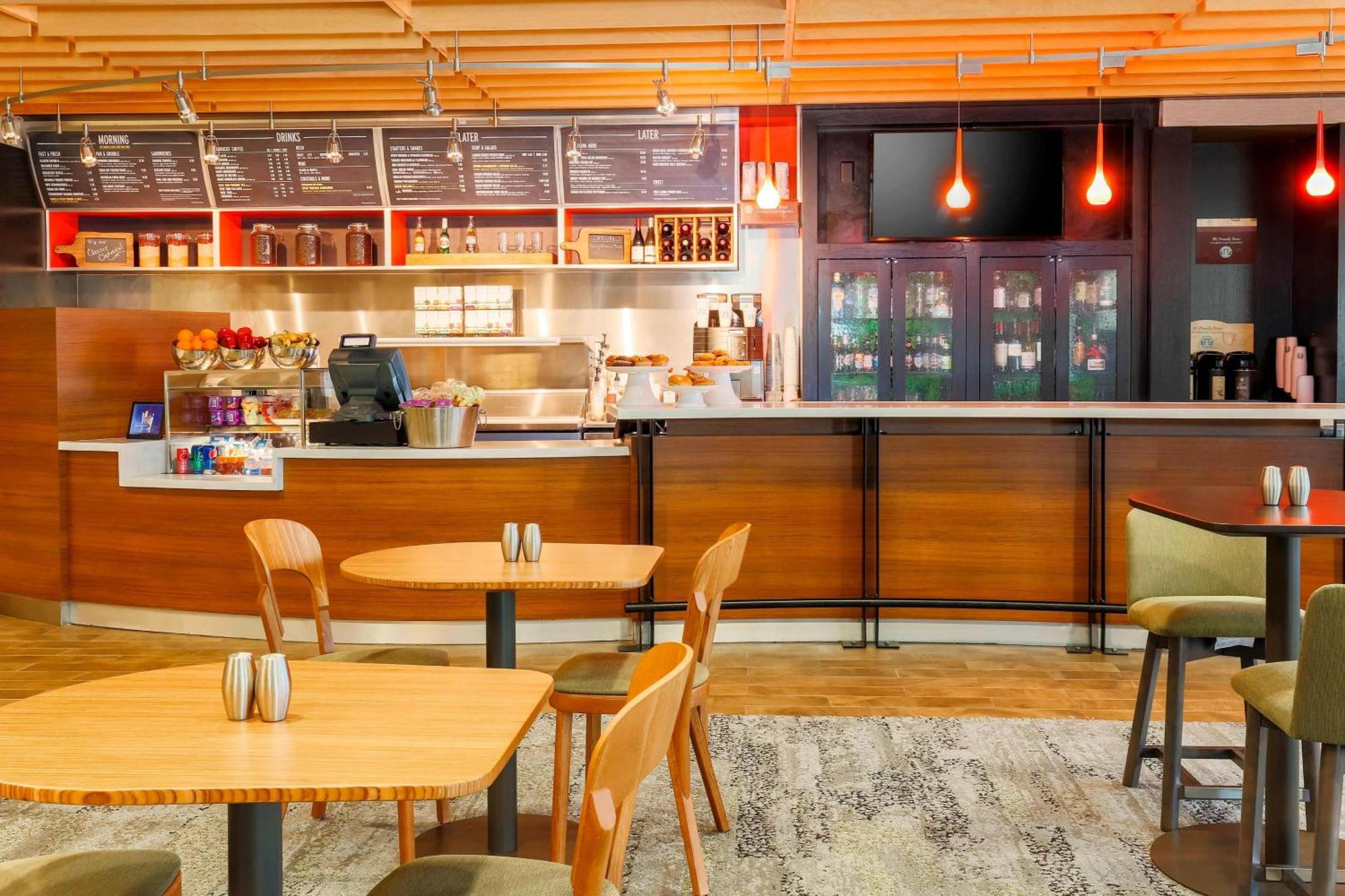 Courtyard By Marriott Dallas Arlington South Экстерьер фото