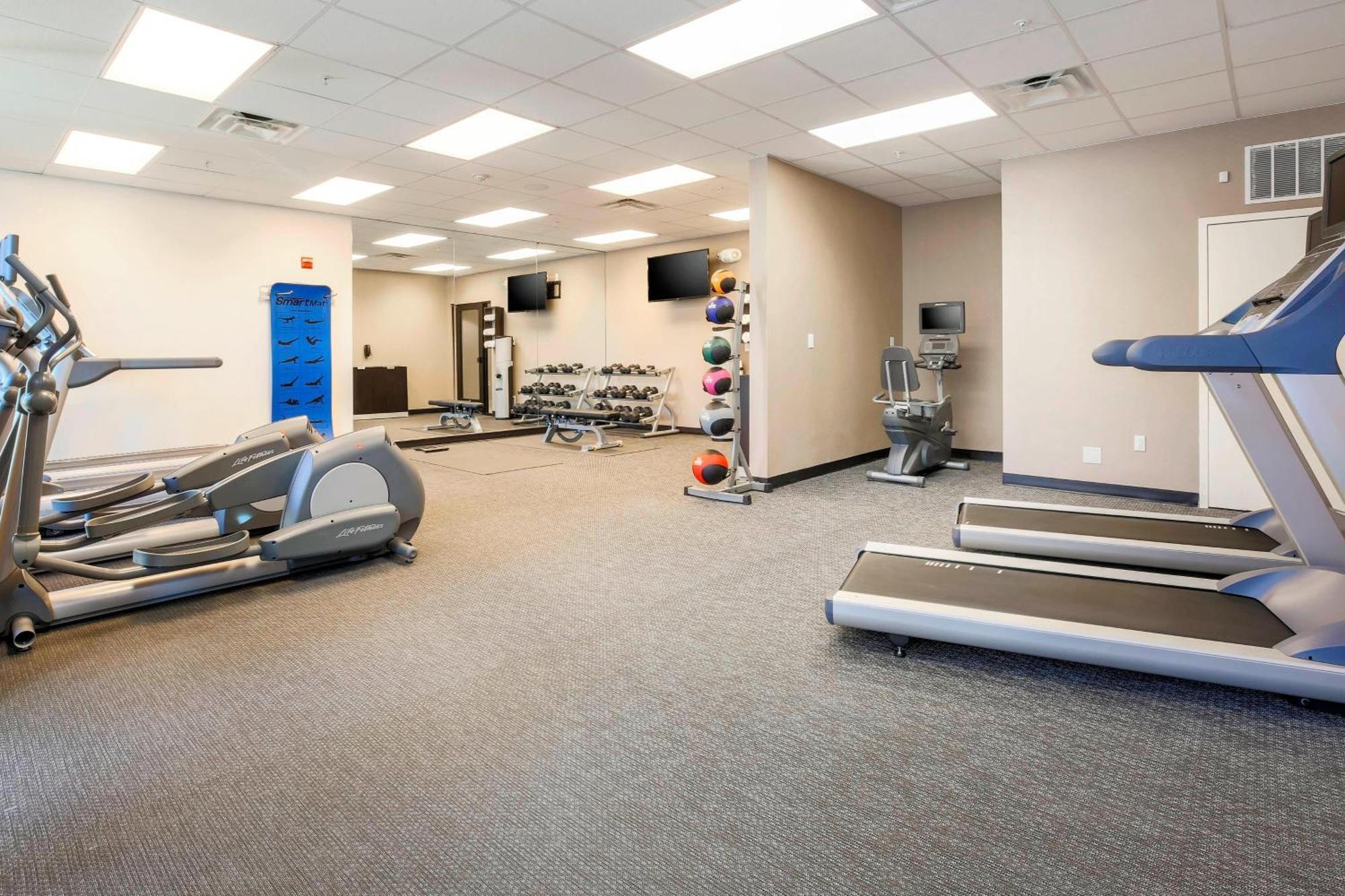 Courtyard By Marriott Dallas Arlington South Экстерьер фото