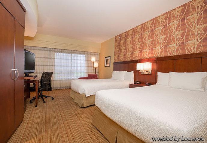 Courtyard By Marriott Dallas Arlington South Экстерьер фото