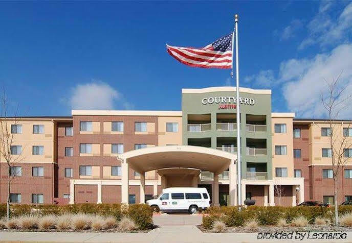 Courtyard By Marriott Dallas Arlington South Экстерьер фото