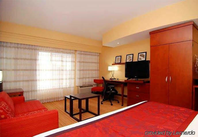 Courtyard By Marriott Dallas Arlington South Экстерьер фото