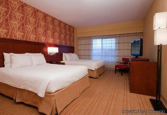 Courtyard By Marriott Dallas Arlington South Экстерьер фото