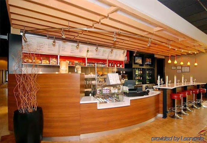 Courtyard By Marriott Dallas Arlington South Экстерьер фото